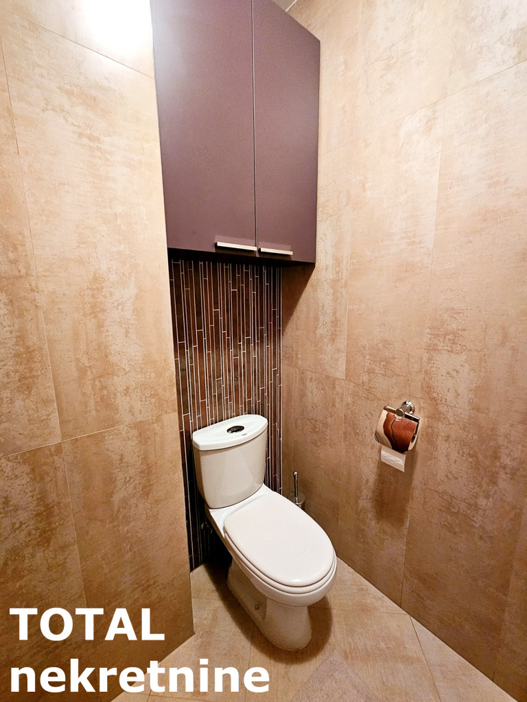 stanovi-4-re-grbavica-1100898-qmehi Četvorosoban stan na prodaju, Grbavica, Novi Sad, 115m², 2. sprat, 289.000 €