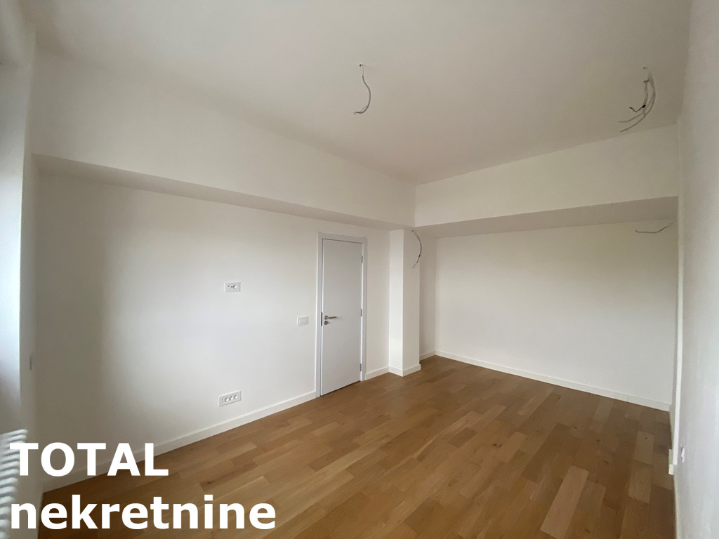 Četvorosoban stan na prodaju, Liman 4, Novi Sad, 144m², 7. sprat, 270.000 €