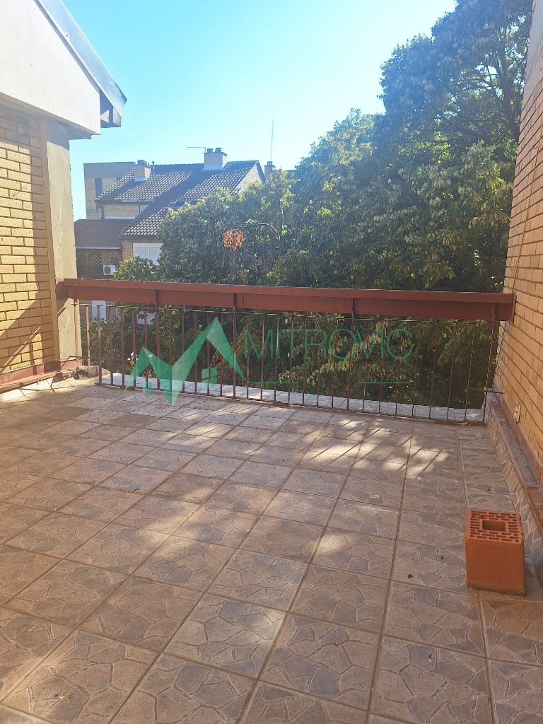 stanovi-4-re-novo-naselje-ns-1004609-pbeke Četvorosoban stan na prodaju, Novo Naselje, Novi Sad, 82m², 169.000 €