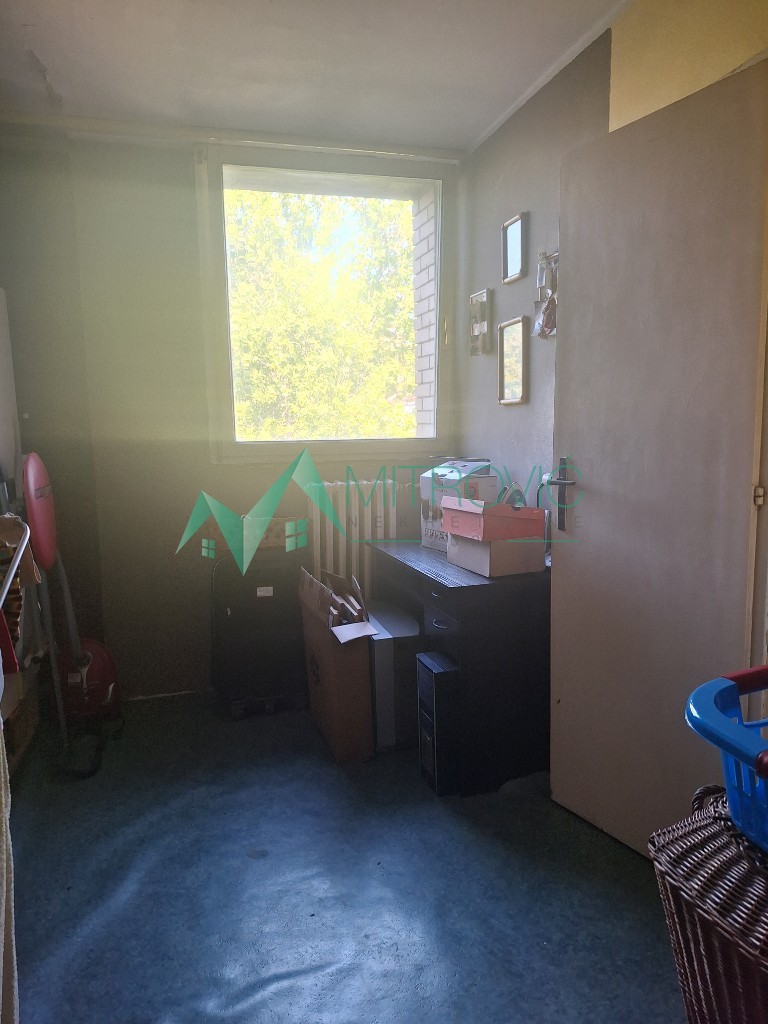 stanovi-4-re-novo-naselje-ns-1004609-uzeer Četvorosoban stan na prodaju, Novo Naselje, Novi Sad, 82m², 169.000 €