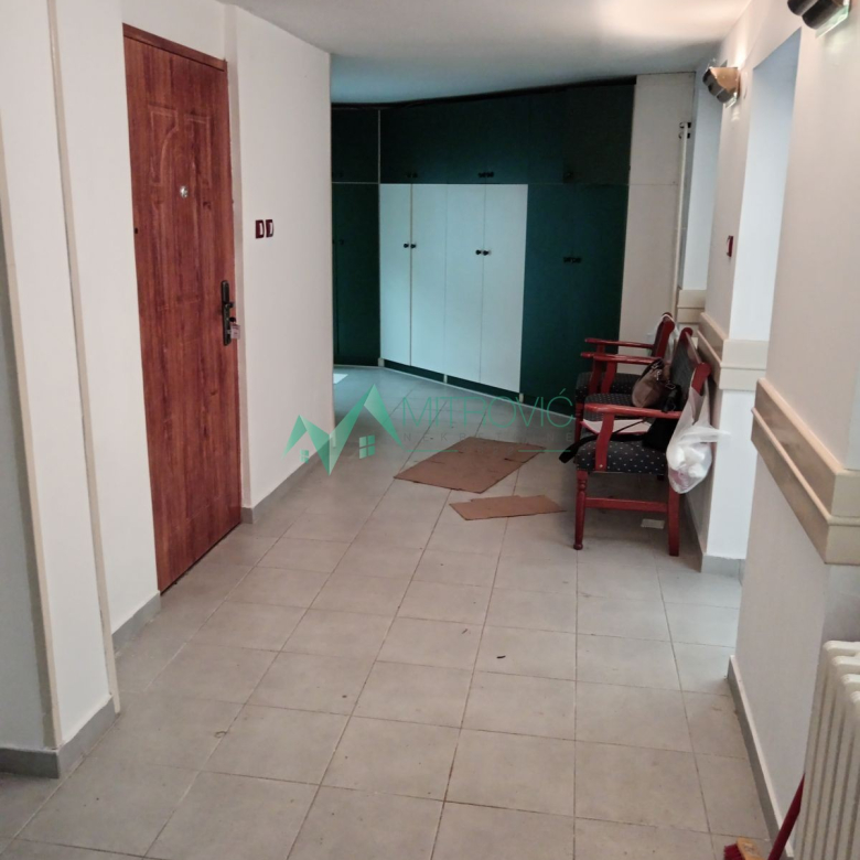 Stan Prodaja Novi Sad  84 m2