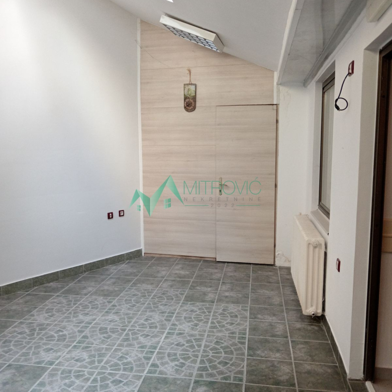 Stan Prodaja Novi Sad  84 m2