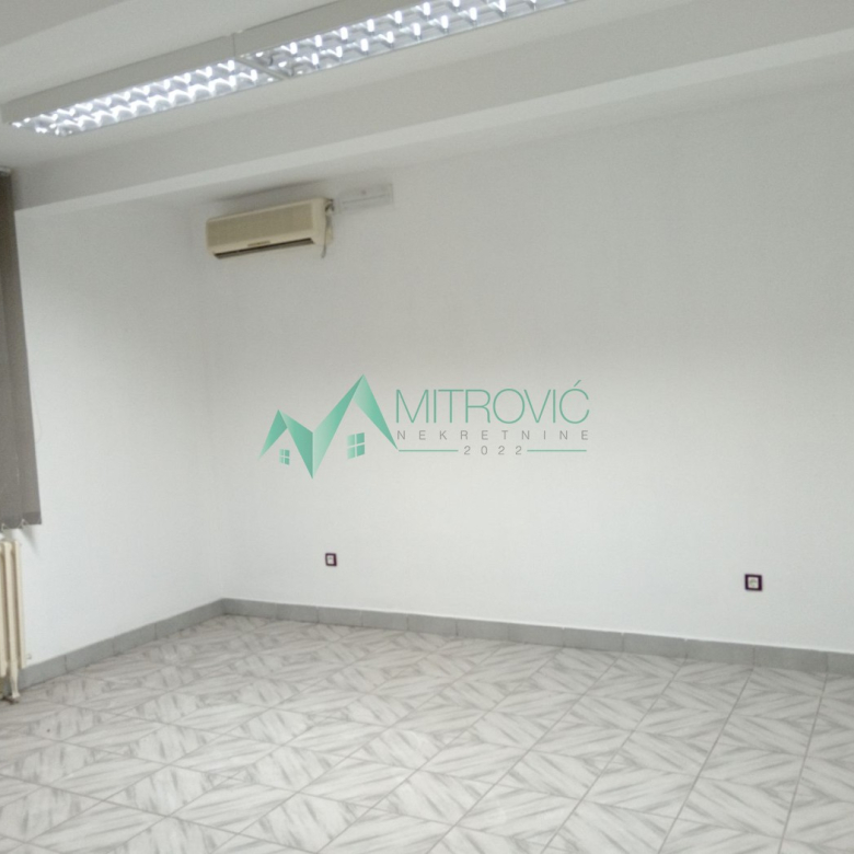 Stan Prodaja Novi Sad  84 m2