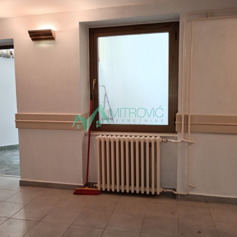 Stan Prodaja Novi Sad  84 m2