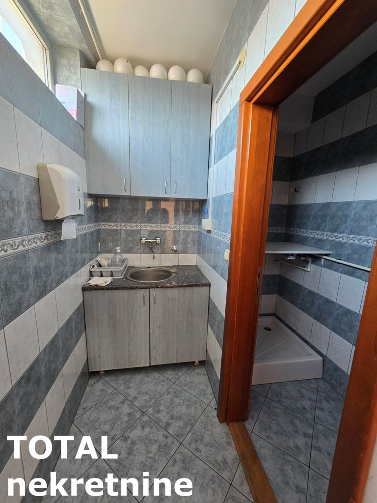 Petosoban stan na prodaju, Centar, Novi Sad, 216m², 4. sprat, 484.100 €