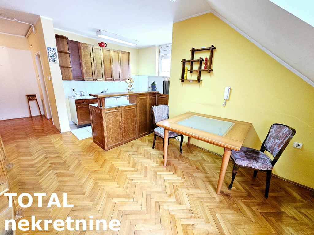 Petosoban stan na prodaju, Centar, Novi Sad, 133m², 4. sprat, 260.000 €