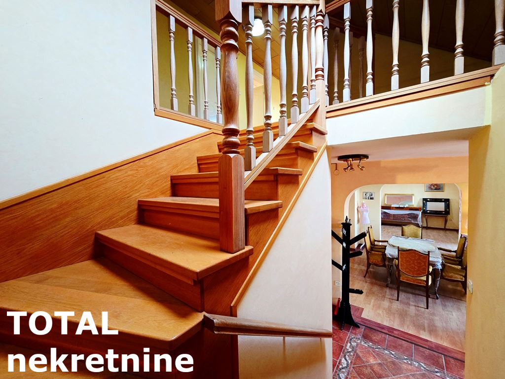 stanovi-5-dx-kej-1065183-wb9wp Petosoban stan na prodaju, Centar, Novi Sad, 179m², 400.000 €