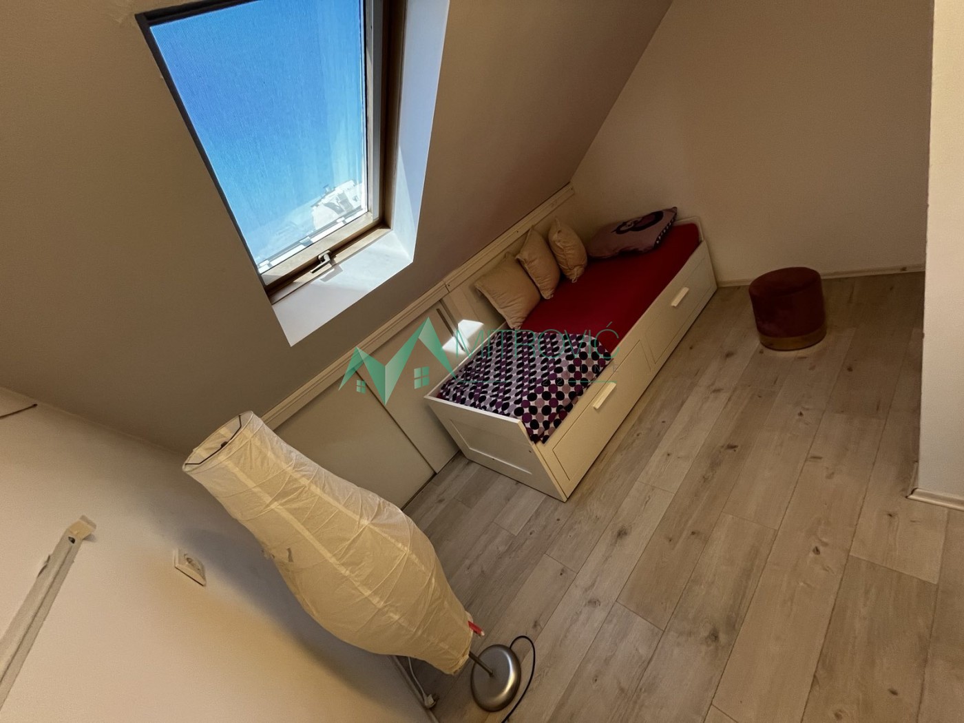 stanovi-5-po-podbara-1004624-o0eak Petosoban stan na prodaju, Podbara, Novi Sad, 129m², 293.550 €