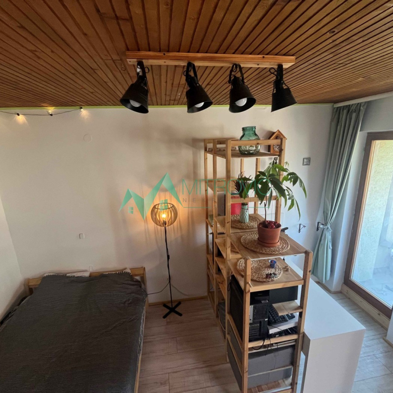 Stan Prodaja Novi Sad Kej 27 m2