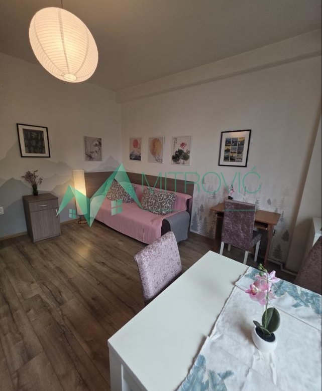Stan Prodaja Novi Sad  24 m2
