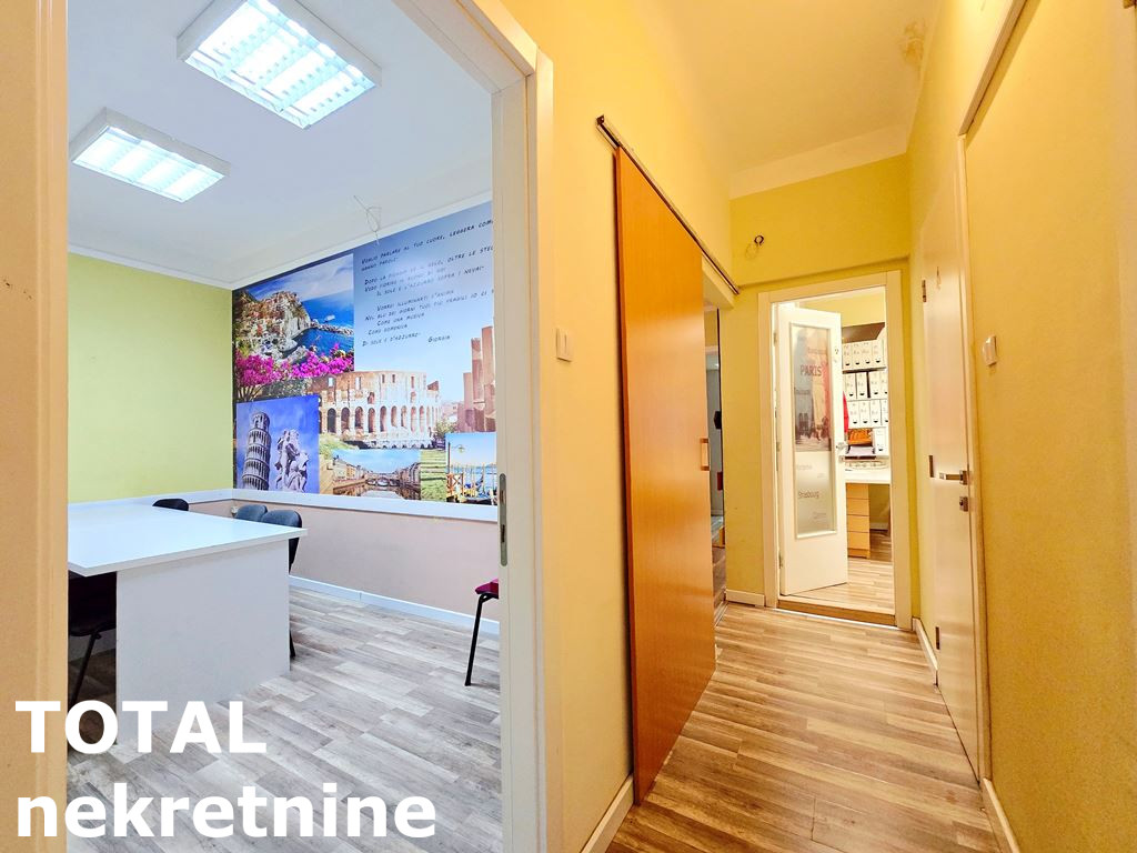 stanovi-5-sa-centar-1065008-zv3l3 Petosoban stan na prodaju, Centar, Novi Sad, 155m², 1. sprat, 450.000 €
