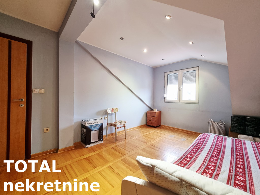 Petosoban stan na prodaju, Nova Detelinara, Novi Sad, 120m², 3. sprat, 200.000 €