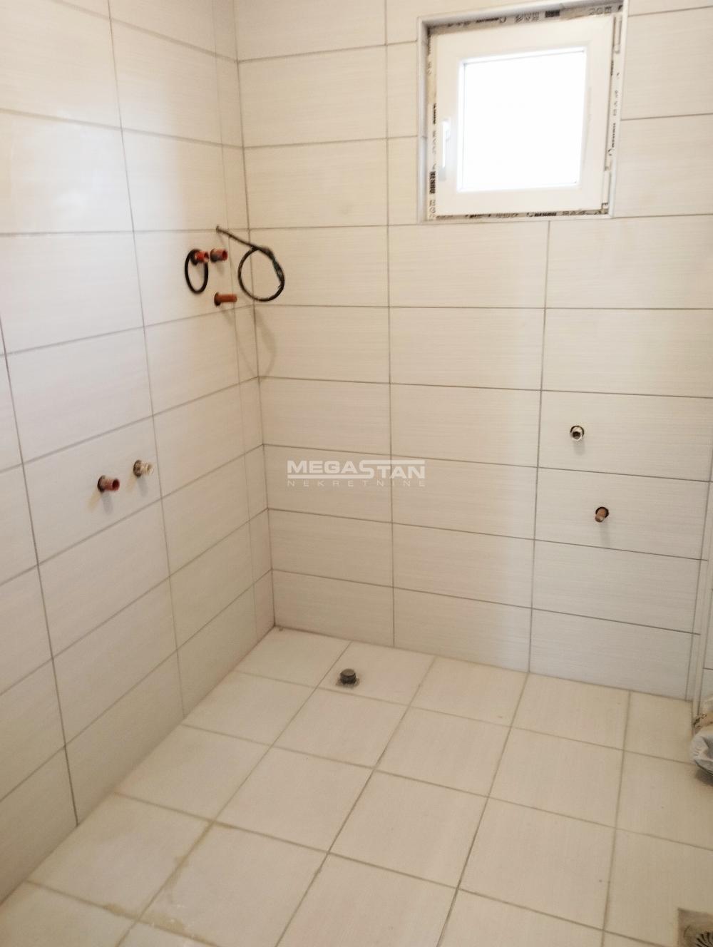 108092762_21_20250204180953 Kuća na prodaju, Starčevo, Pančevo, 359m², Suteren, 165.000 €