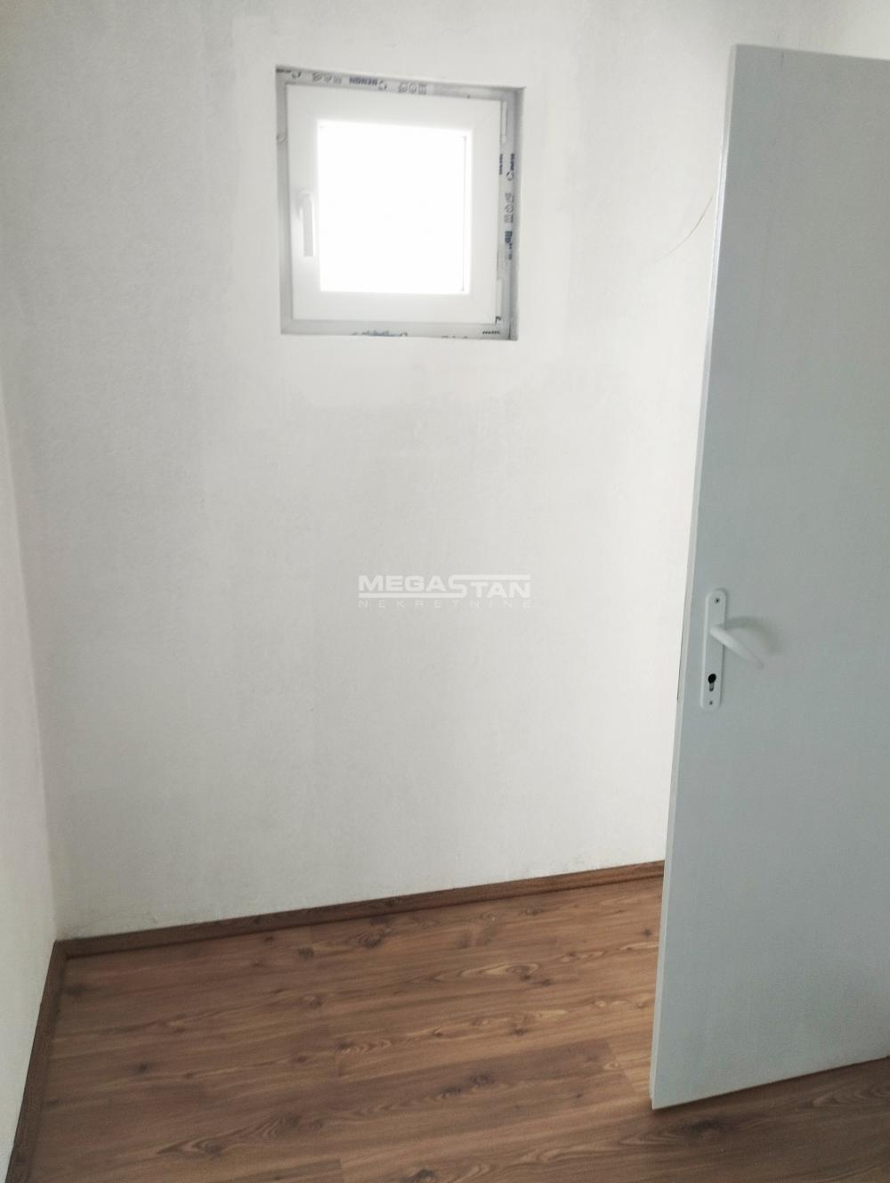 108092762_22_20250204180953 Kuća na prodaju, Starčevo, Pančevo, 359m², Suteren, 165.000 €