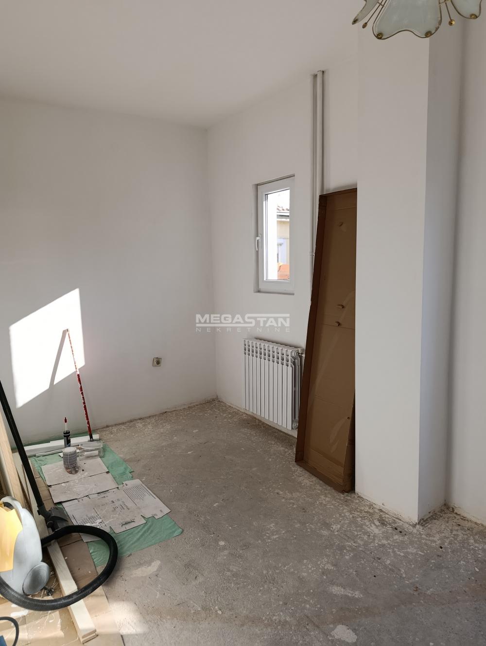 Kuća na prodaju, Kotež 2, Pančevo, 345m², 280.000 €