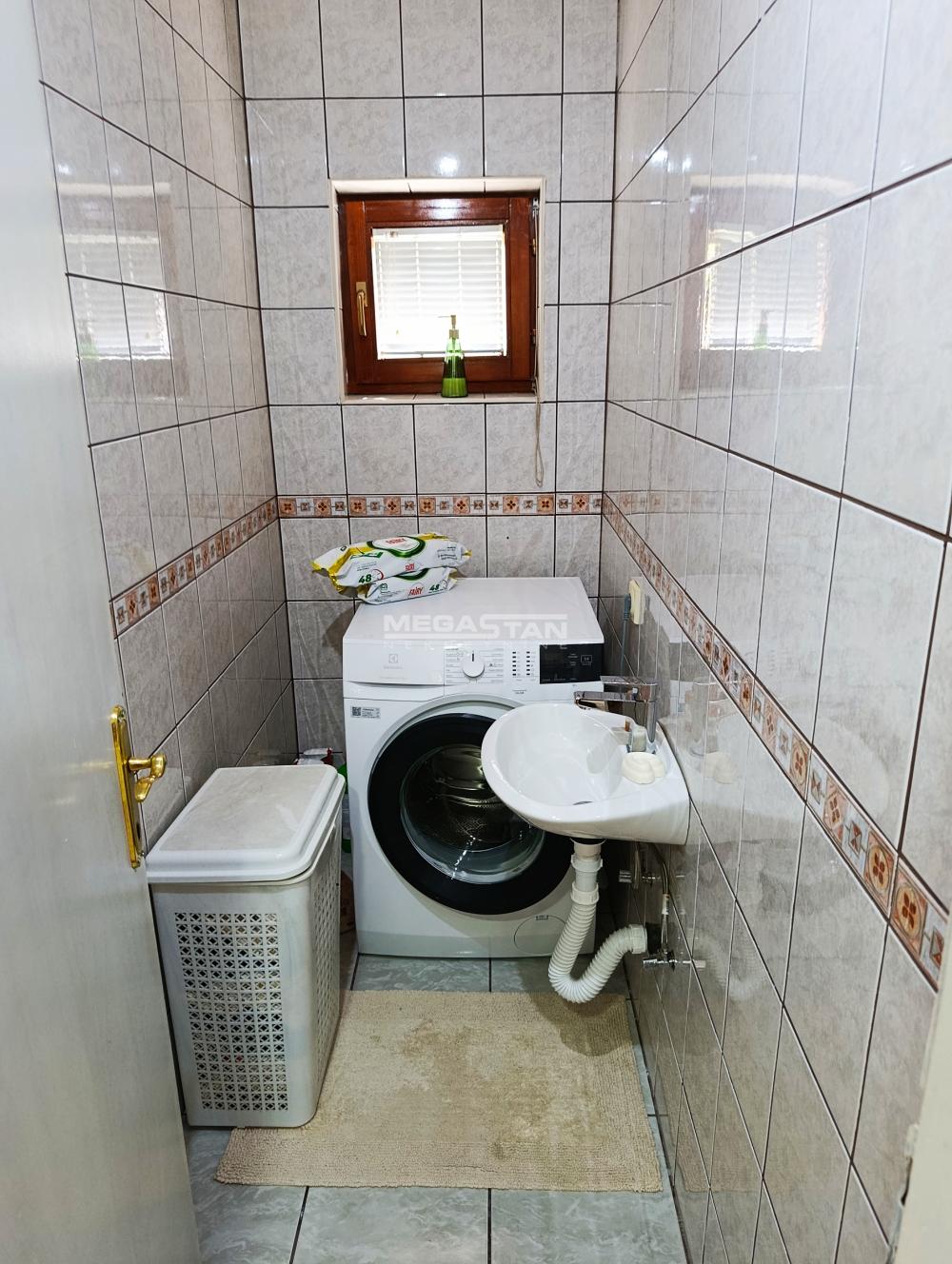 Kuća na prodaju, Kovačićevo, Smederevo, 178m², 200.000 €