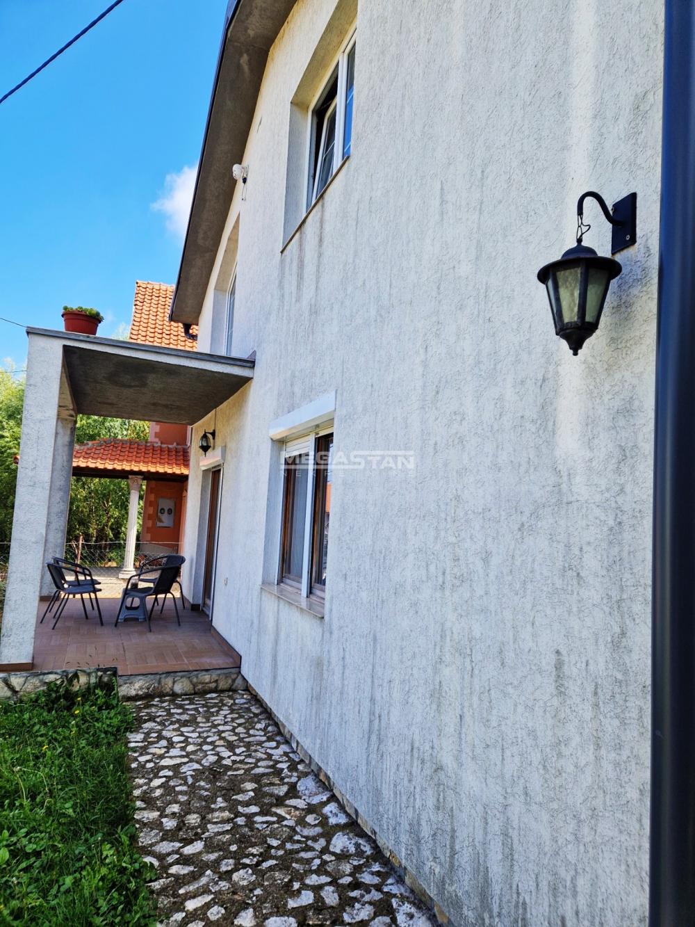 Kuća Prodaja Smederevo  178 m2
