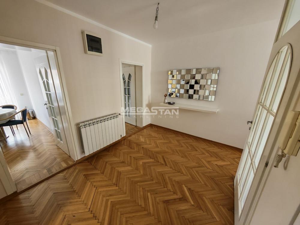 Kuća Prodaja Pančevo  240 m2