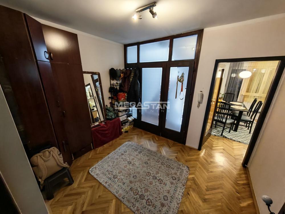 Kuća Prodaja Pančevo  240 m2