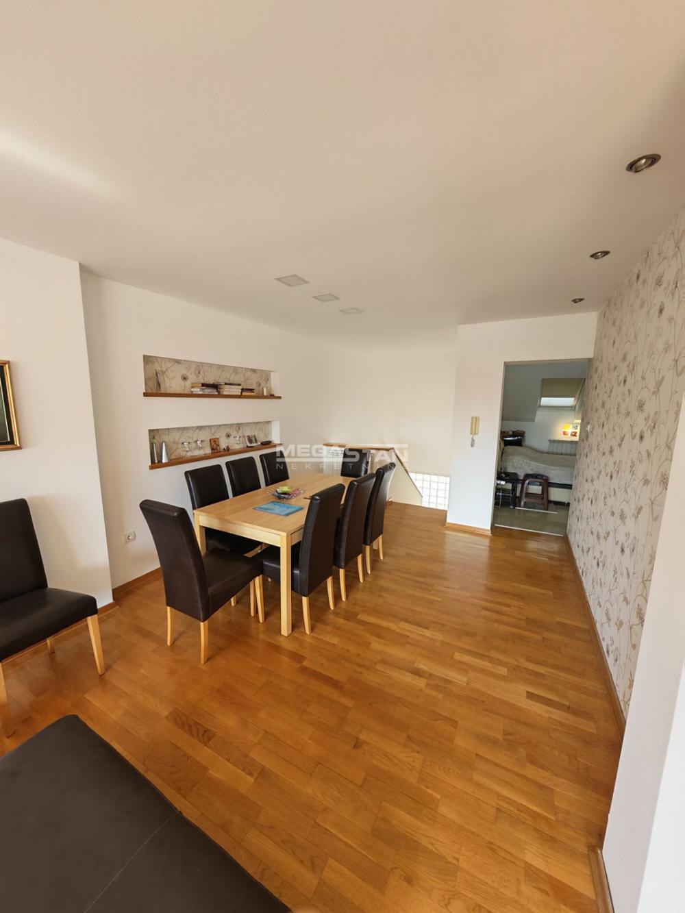 Kuća na prodaju, Margita, Pančevo, 240m², 320.000 €