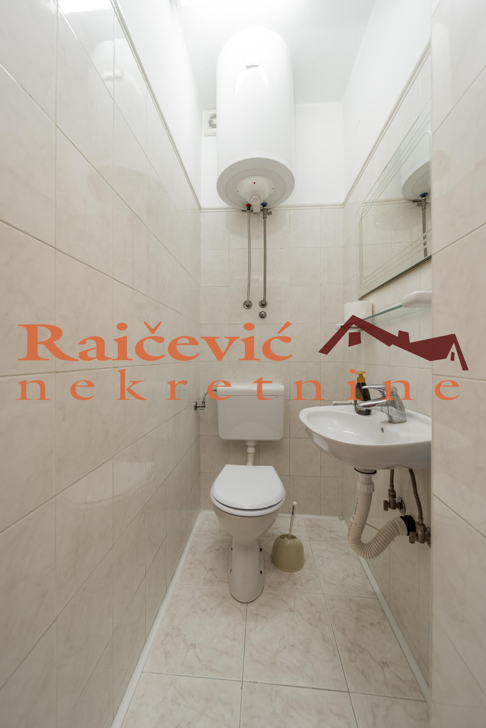 131898 Petosoban stan za izdavanje, Crveni Krst, Beograd, 108m², 2.000 €/mes