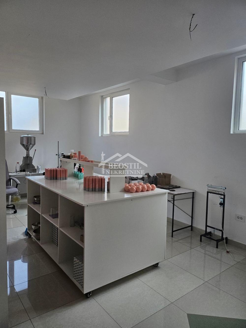 Lokal na prodaju, Višnjica, Beograd, 137m², 200.000 €