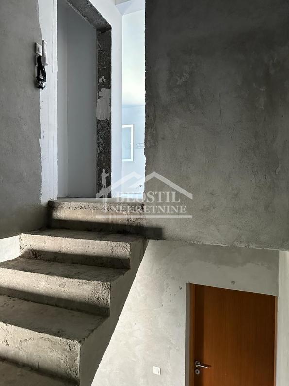 Kuća Prodaja Stara Pazova  135 m2