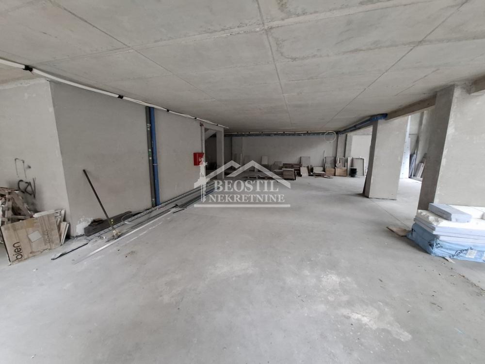 132024857_18_20260306141154 Lokal na prodaju, Banovo Brdo, Beograd, 630m², 2.500.000 €
