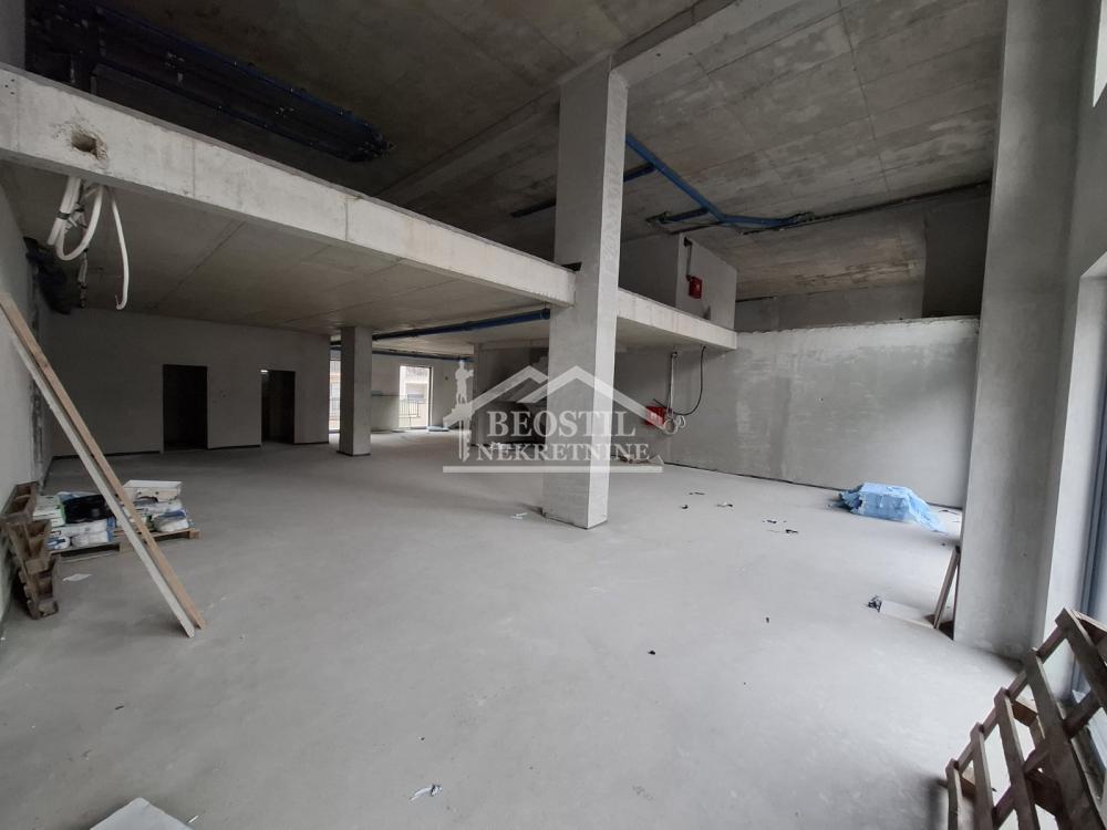 132024857_9_20260306141150 Lokal Prodaja Beograd Banovo Brdo 630 m2