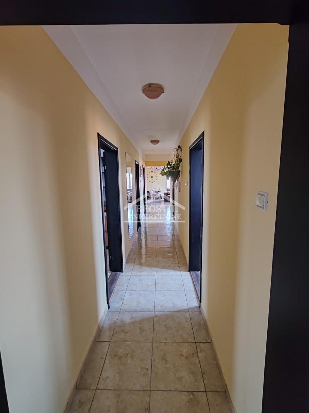 Kuća Prodaja Ruma Kuća Prodaja Ruma 221 m2