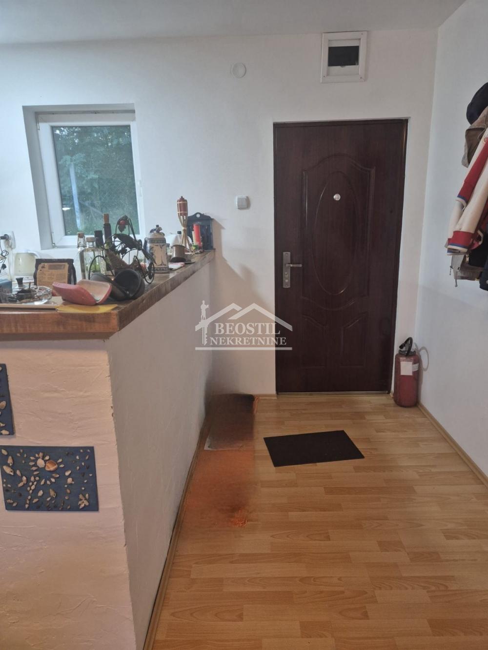 Kuća Prodaja Beograd Kuća Prodaja Beograd Mislođin 62 m2
