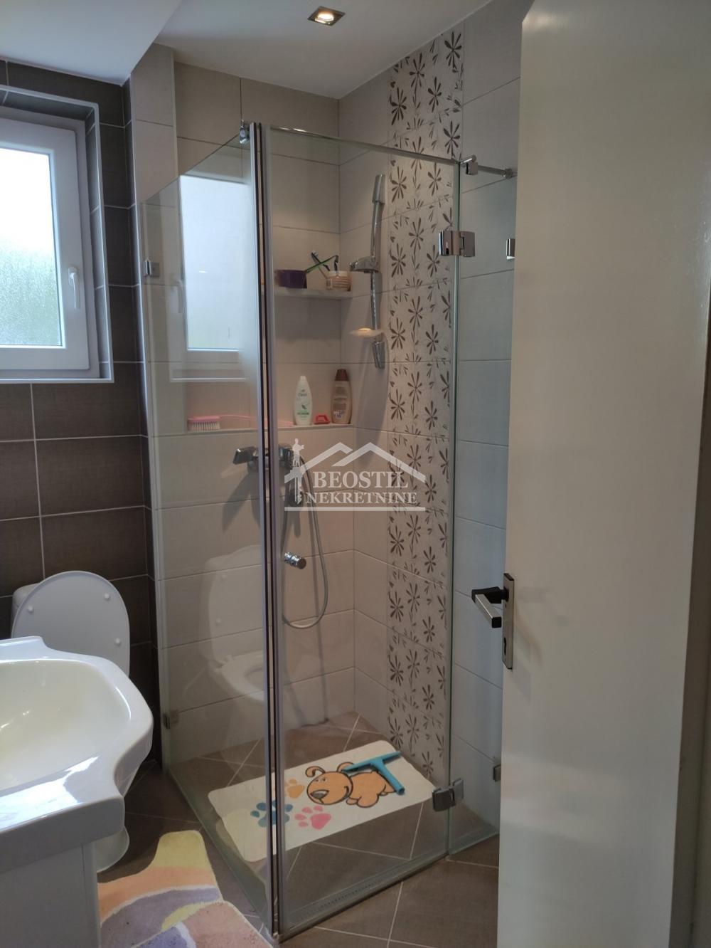 Kuća Prodaja Beograd Kuća Prodaja Beograd Grocka (mesto) 152 m2
