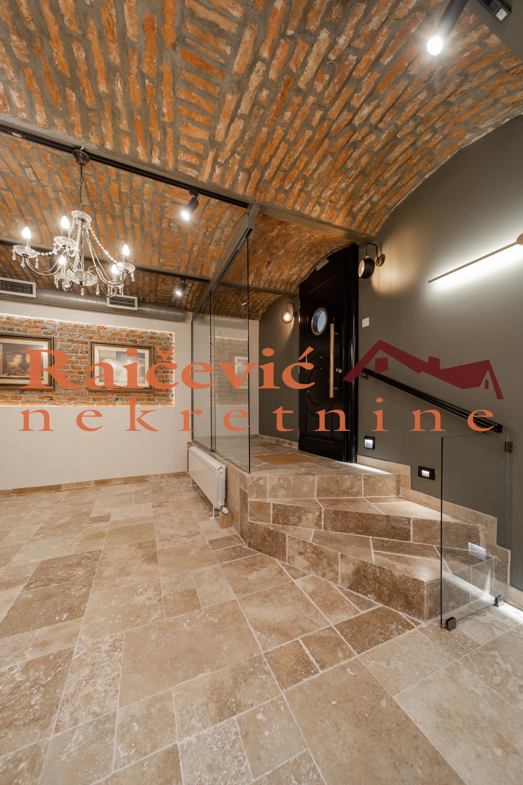 Lokal Prodaja Beograd Lokal Prodaja Beograd Centar (Čukarica) 210 m2