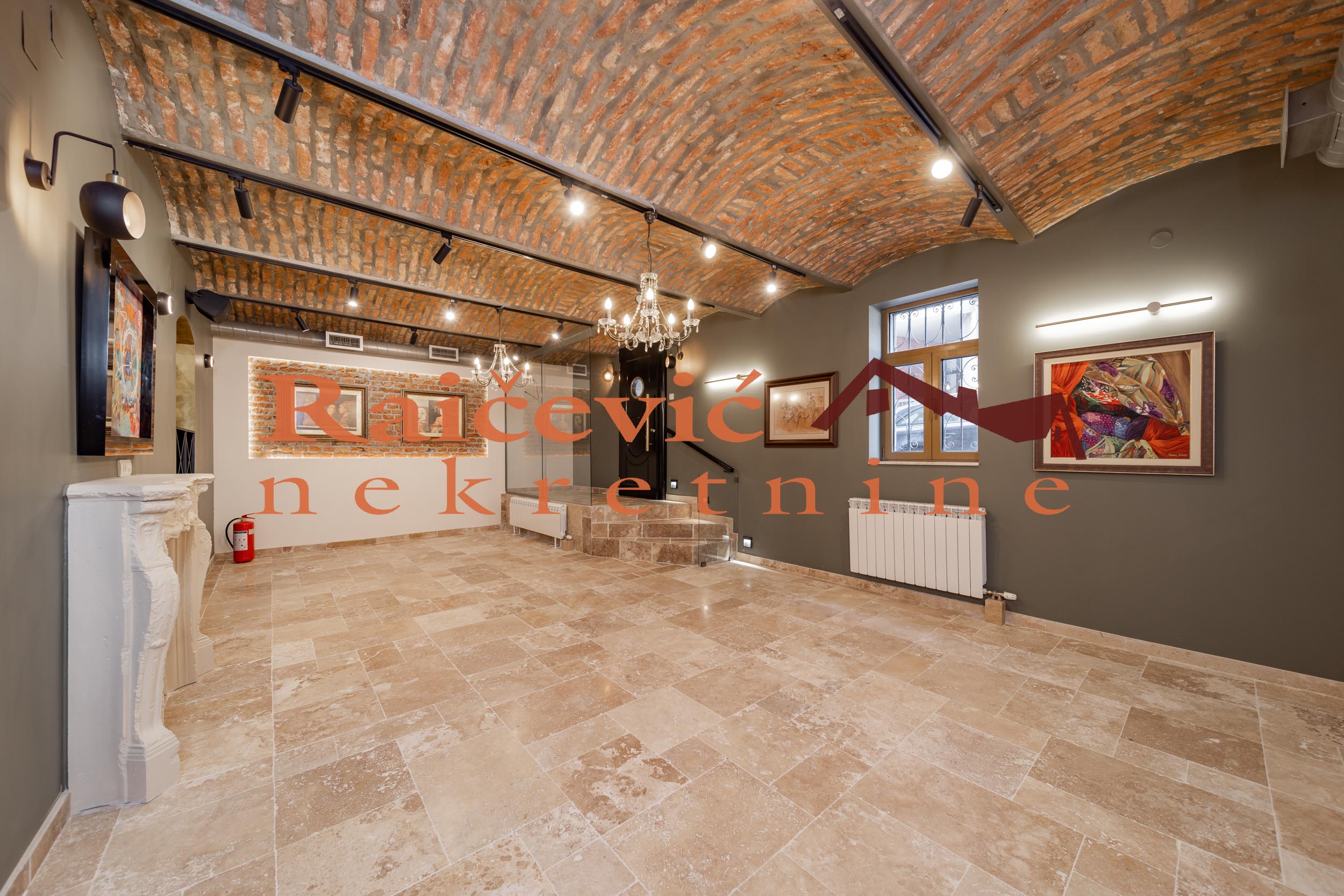 Lokal Prodaja Beograd Lokal Prodaja Beograd Centar (Čukarica) 210 m2