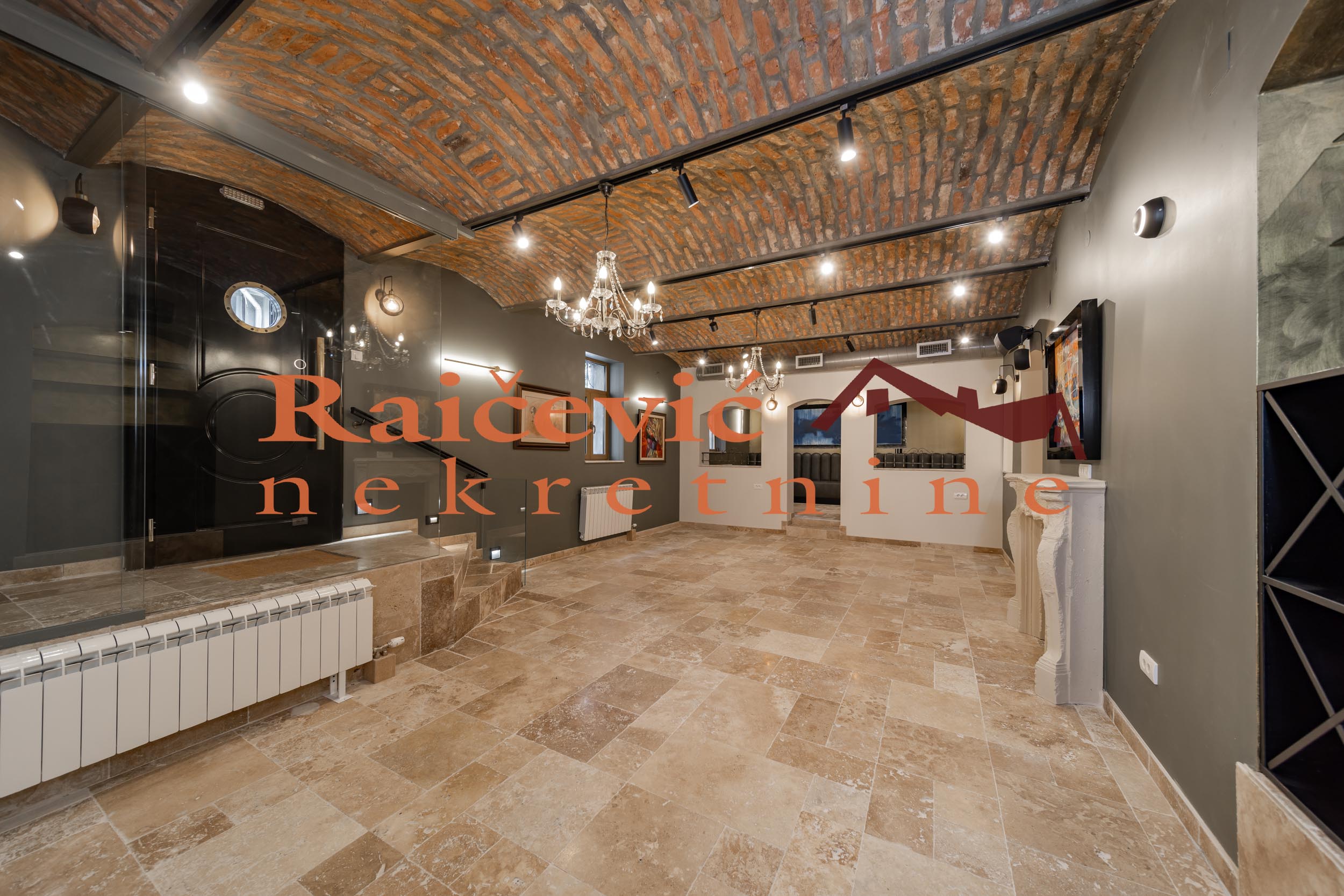 Lokal Prodaja Beograd Lokal Prodaja Beograd Centar (Čukarica) 210 m2