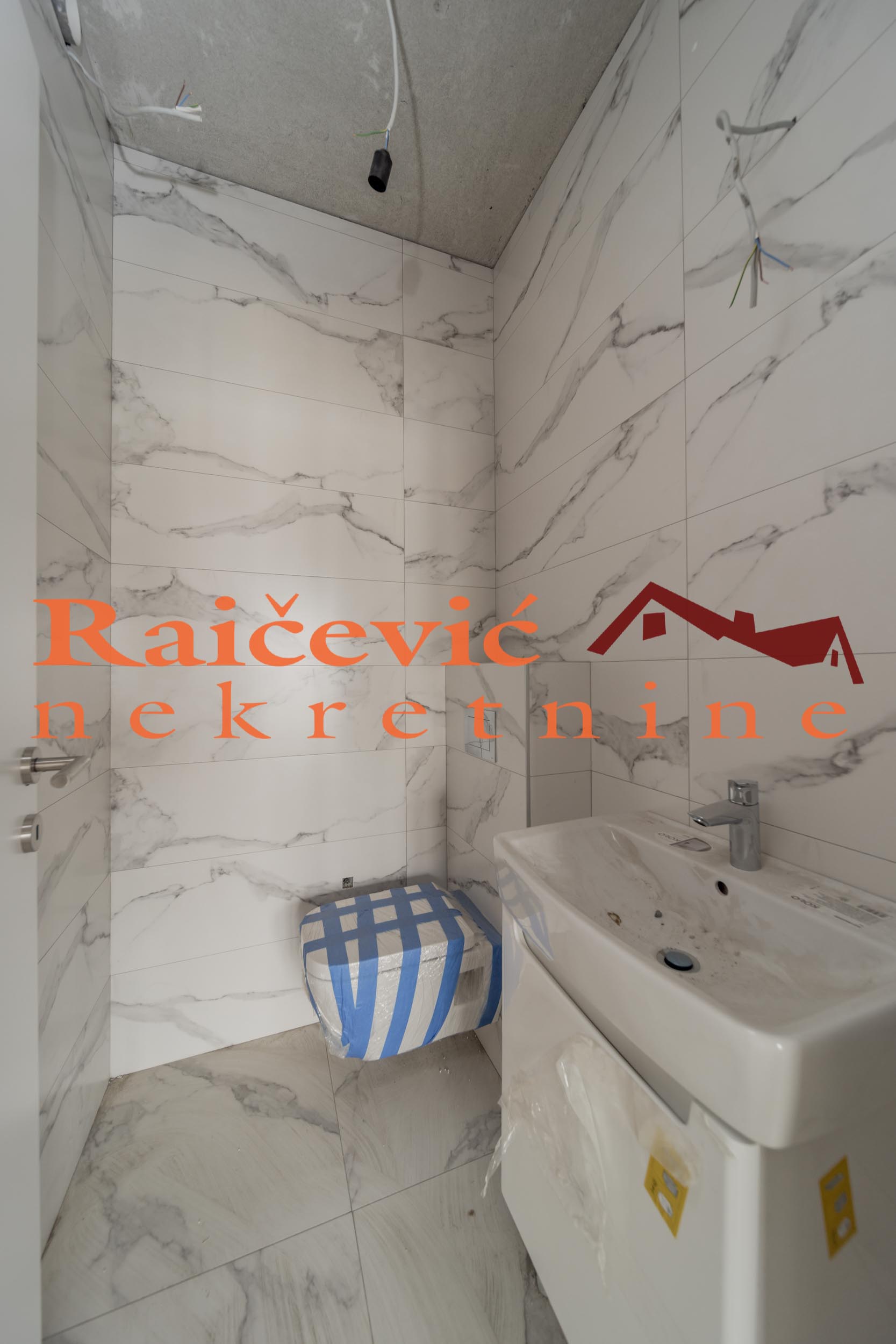 138551 Lokal na prodaju, Dušanovac, Beograd, 245m², 784.000 €
