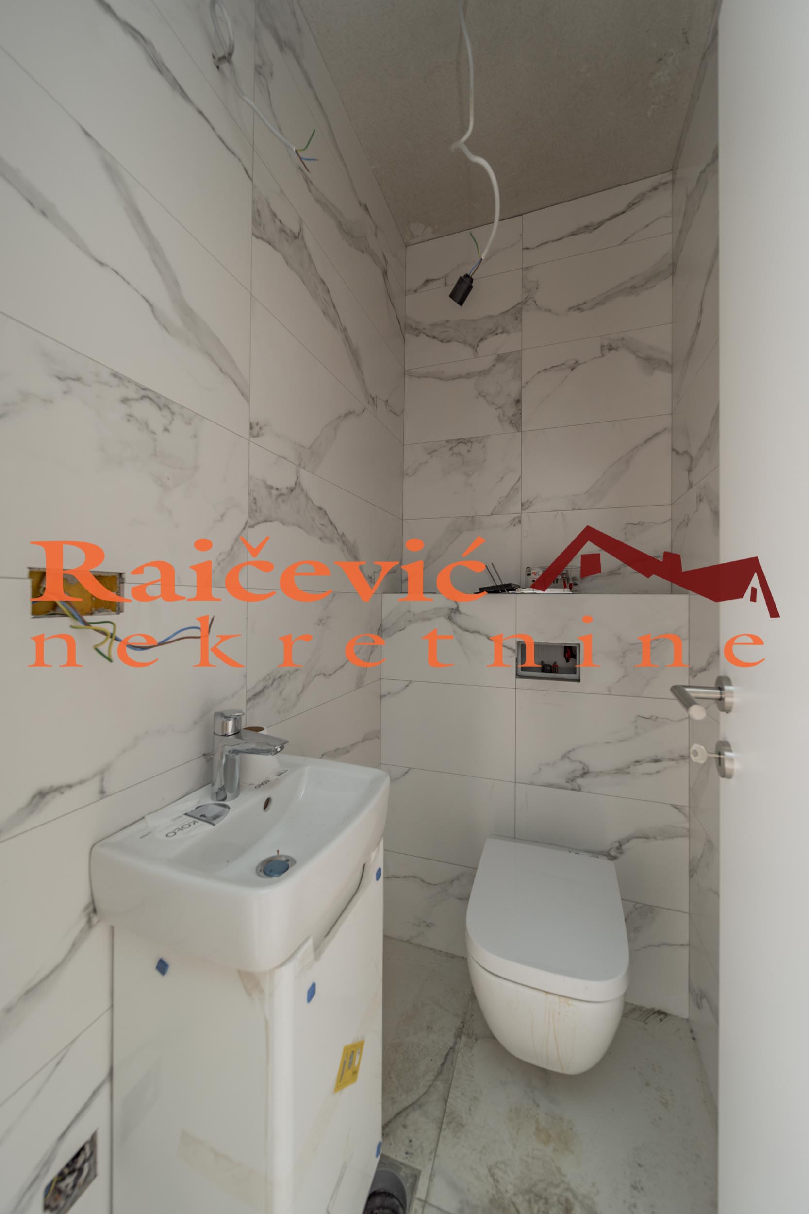 138553 Lokal na prodaju, Dušanovac, Beograd, 245m², 784.000 €