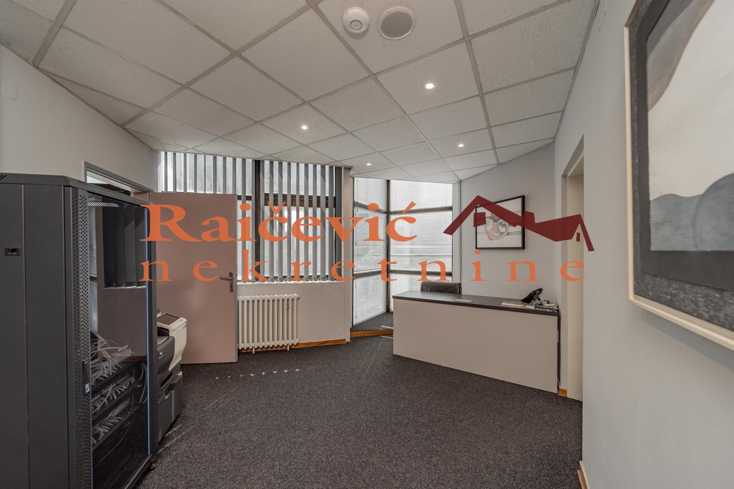 138669 Lokal na prodaju, Banovo Brdo, Beograd, 315m², 3. sprat, 630.000 €