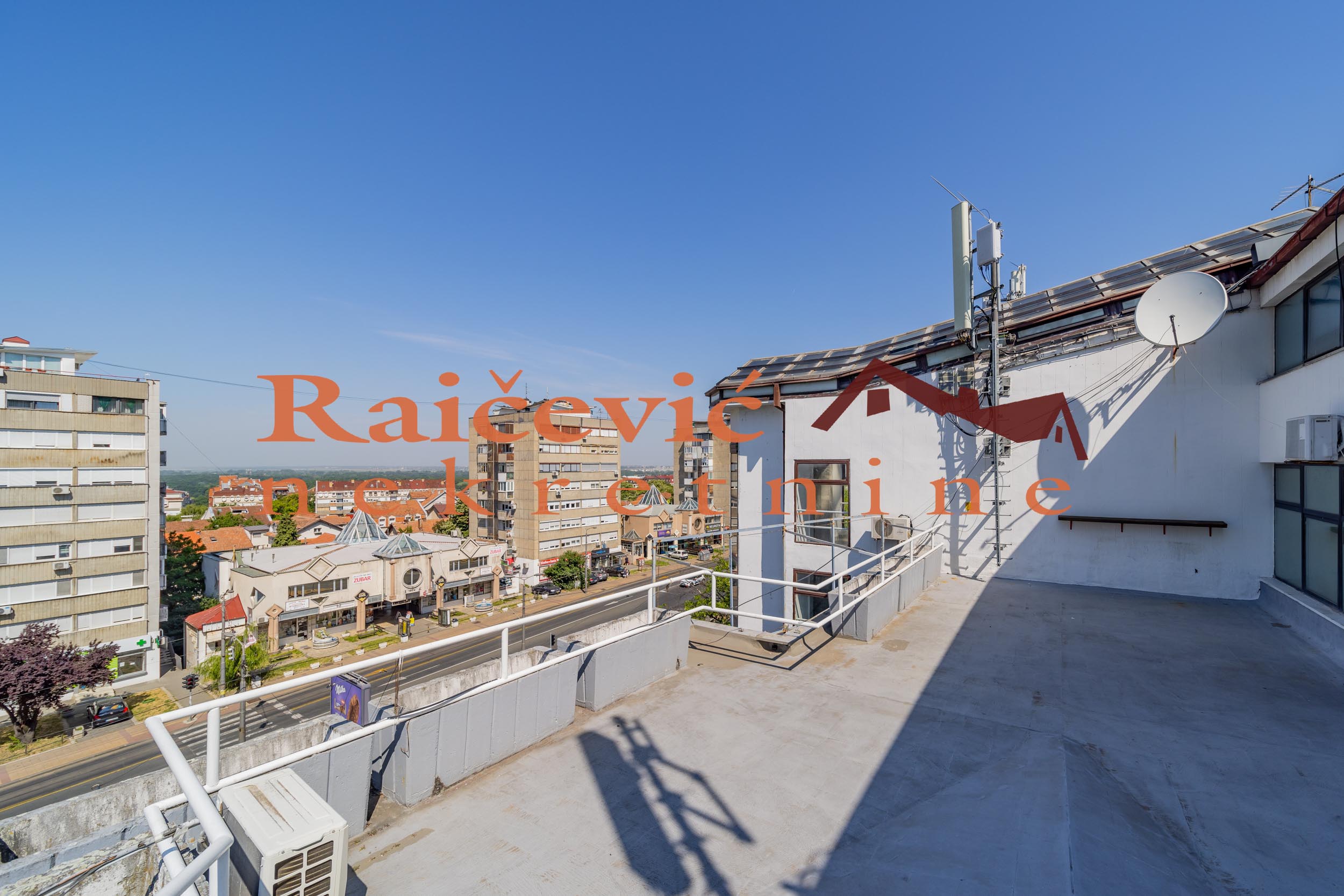 138672 Lokal na prodaju, Banovo Brdo, Beograd, 315m², 3. sprat, 630.000 €