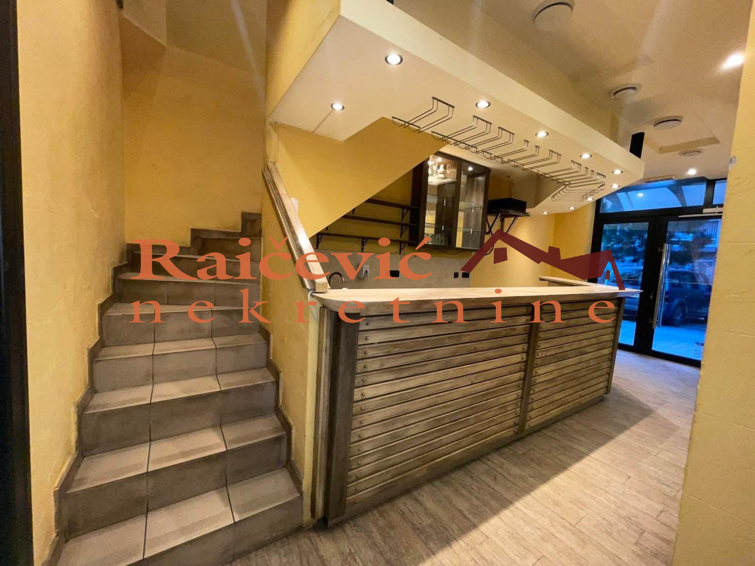 141288 Lokal Prodaja 142 m2