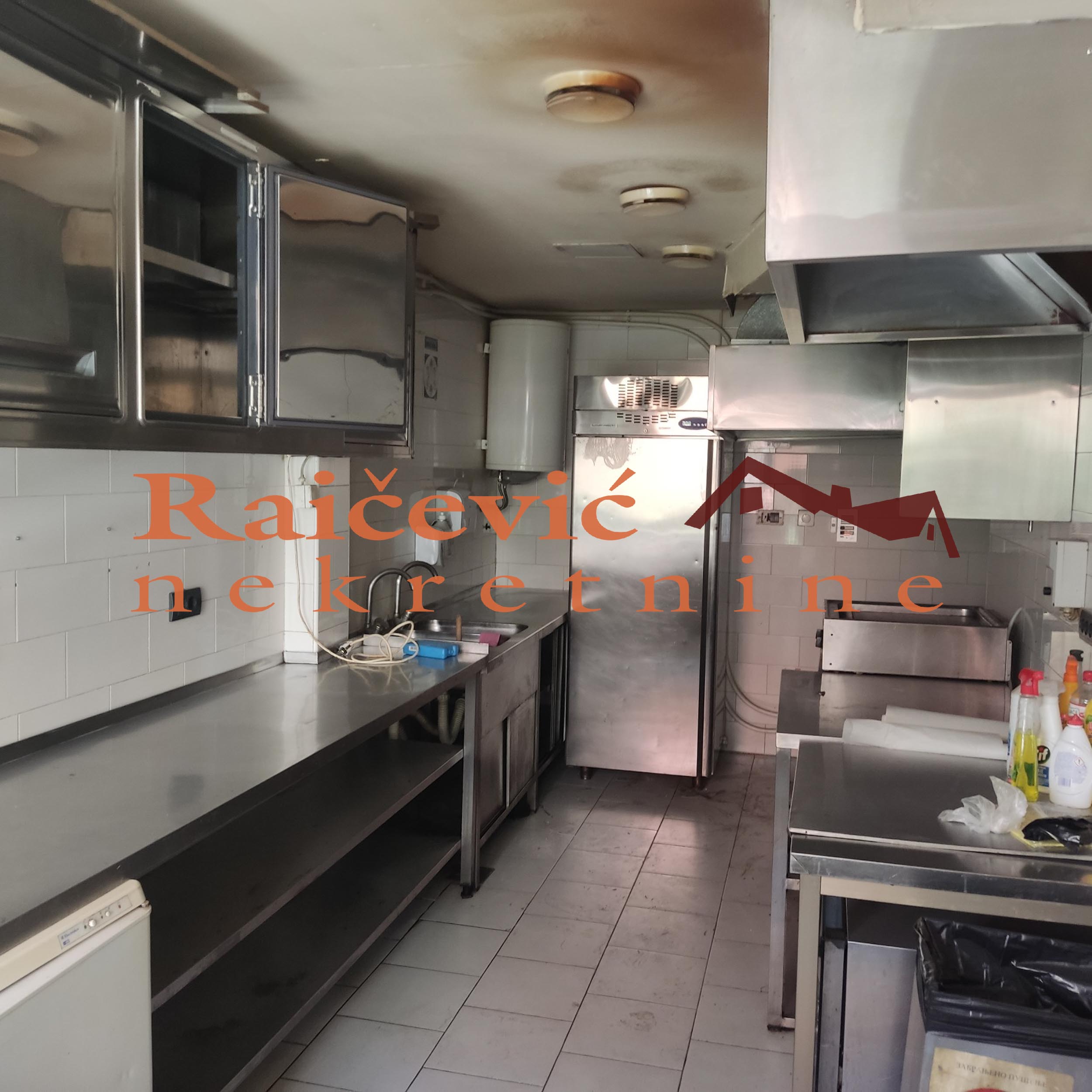 141292 Lokal na prodaju, Detelinara, 142m², 349.000 €