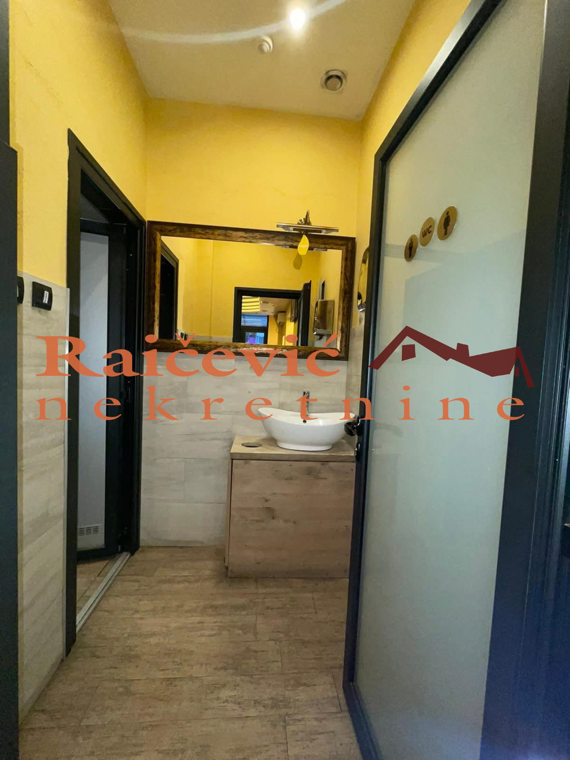 141296 Lokal na prodaju, Detelinara, 142m², 349.000 €