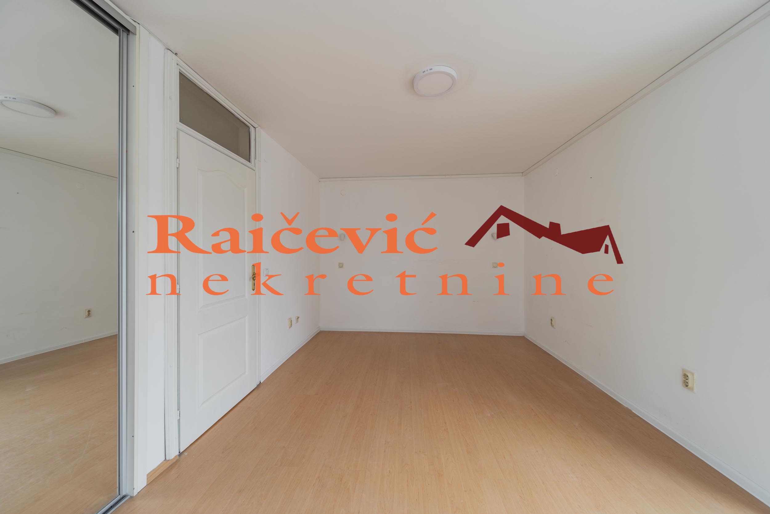 145651 Četvorosoban stan za izdavanje, Autokomanda, Beograd, 176m², 1.500 €/mes