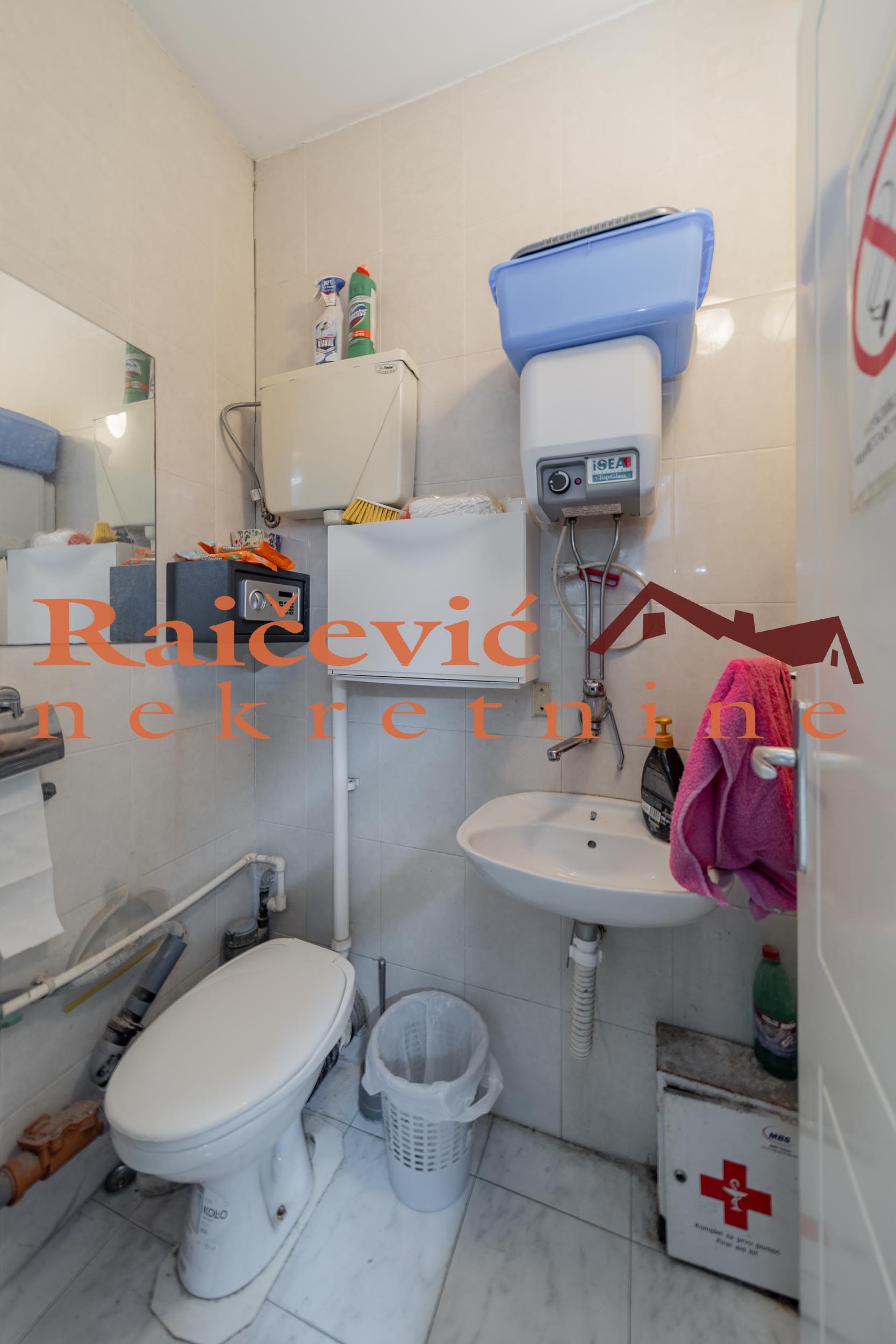 Lokal Prodaja Beograd Lokal Prodaja Beograd 19 m2