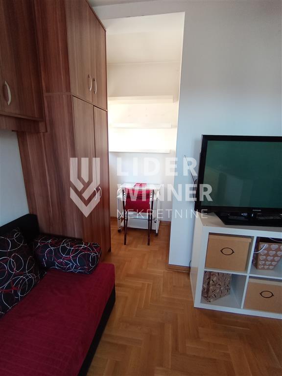 Stan Izdavanje Beograd Cvetkova Pijaca 30 m2