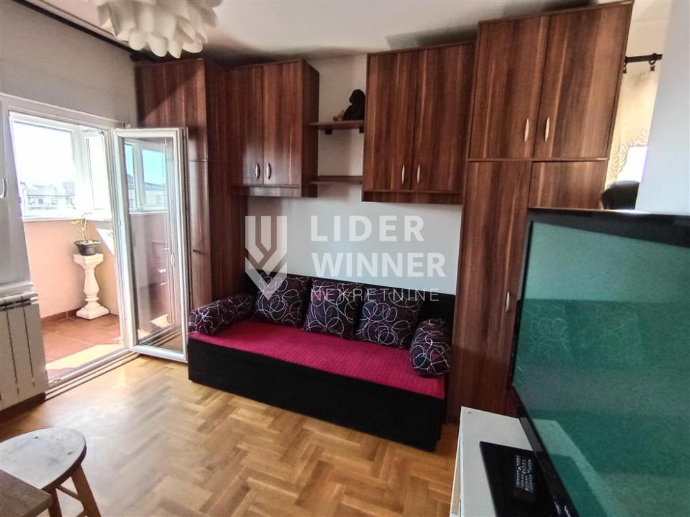 Stan Izdavanje Beograd Cvetkova Pijaca 30 m2