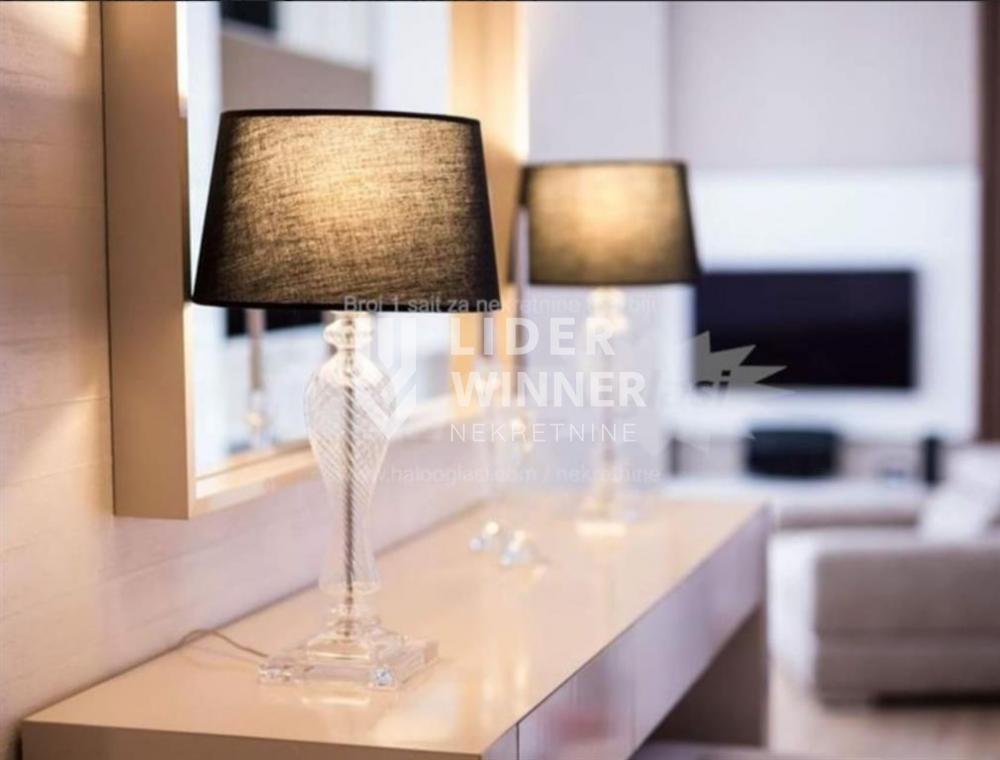 Kuća Prodaja Beograd Kuća Prodaja Beograd Ledine 294 m2