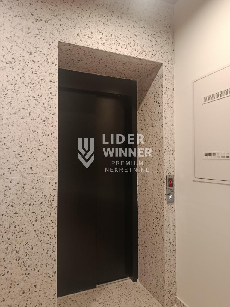 Lokal Prodaja Beograd Lokal Prodaja Beograd Bežanijska Kosa 1 154 m2