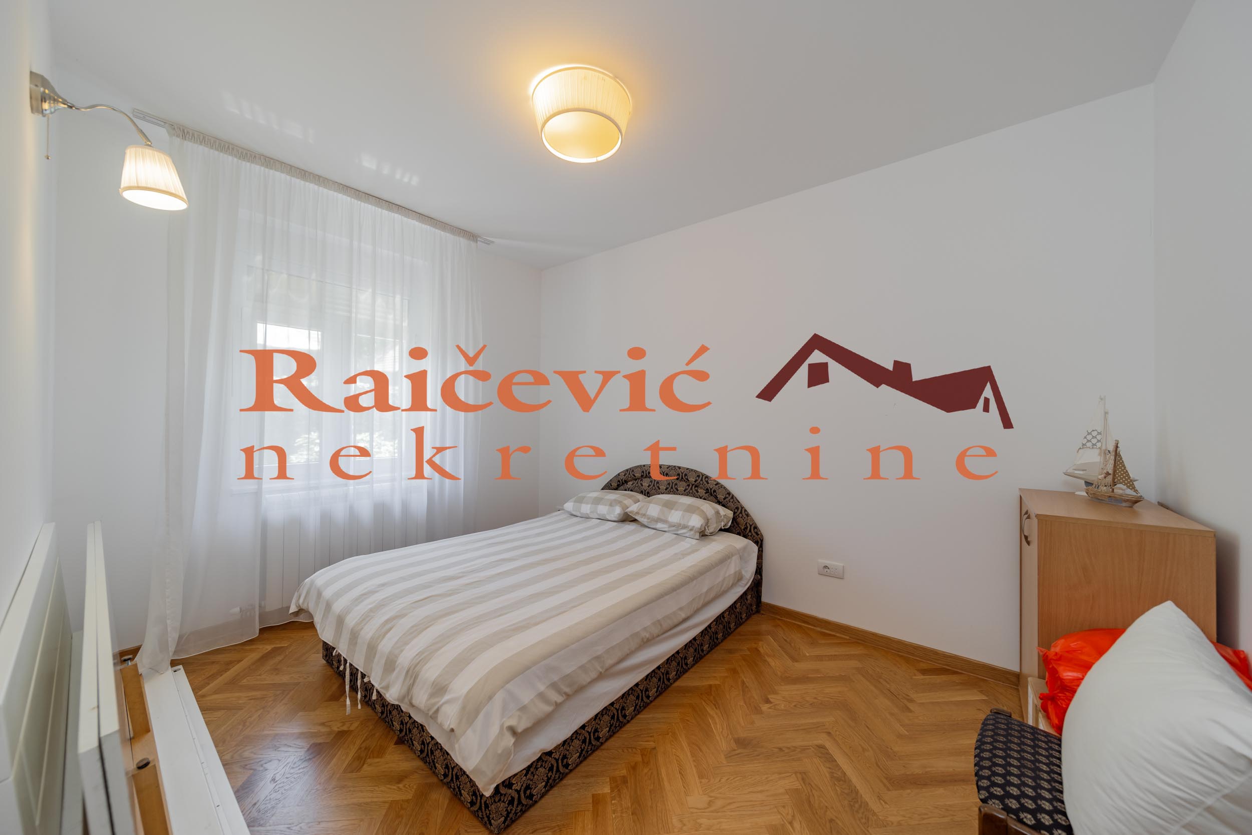 Kuća na prodaju, Sopot, Beograd, 257m², 375.000 €