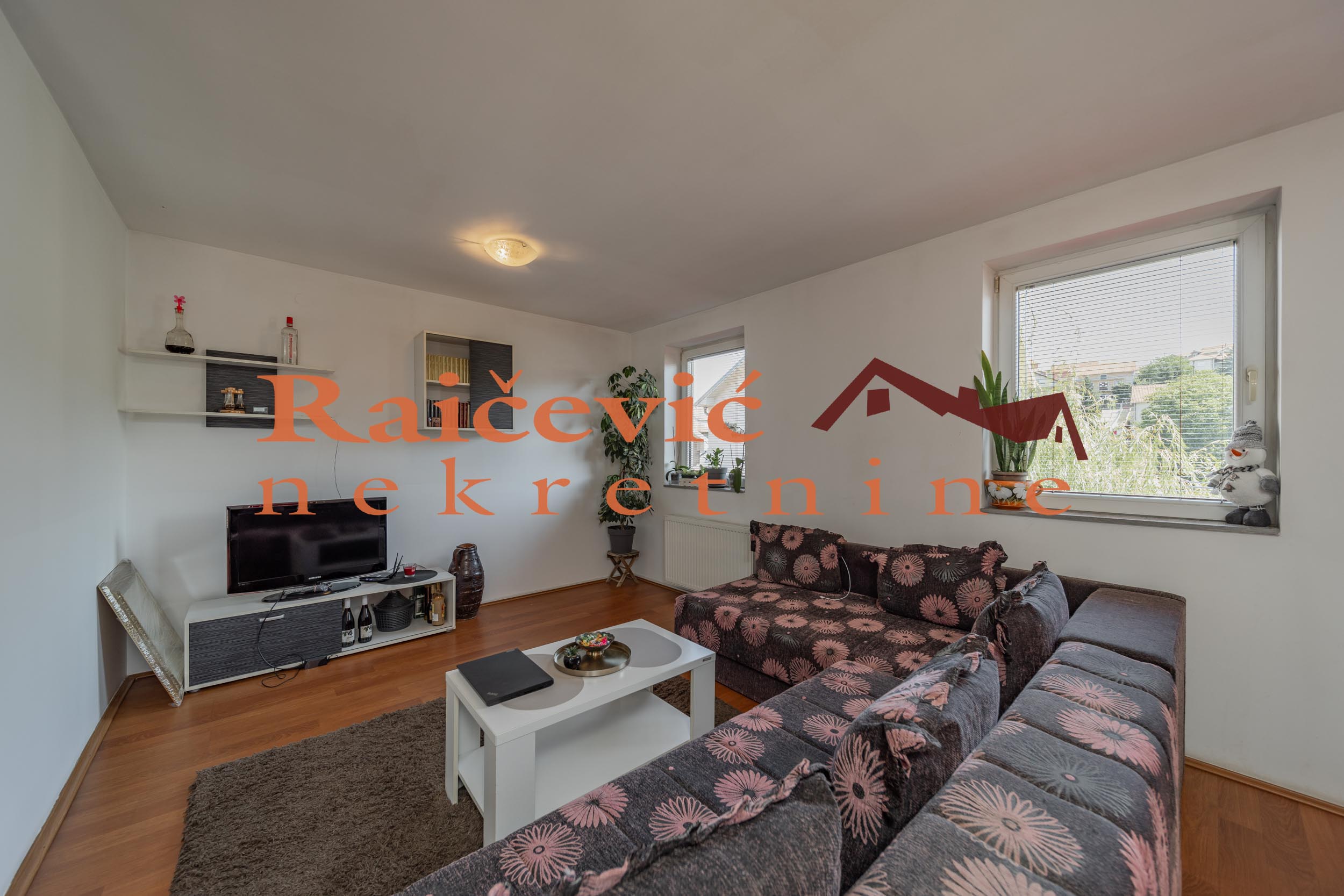Kuća Prodaja Beograd Resnik 260 m2